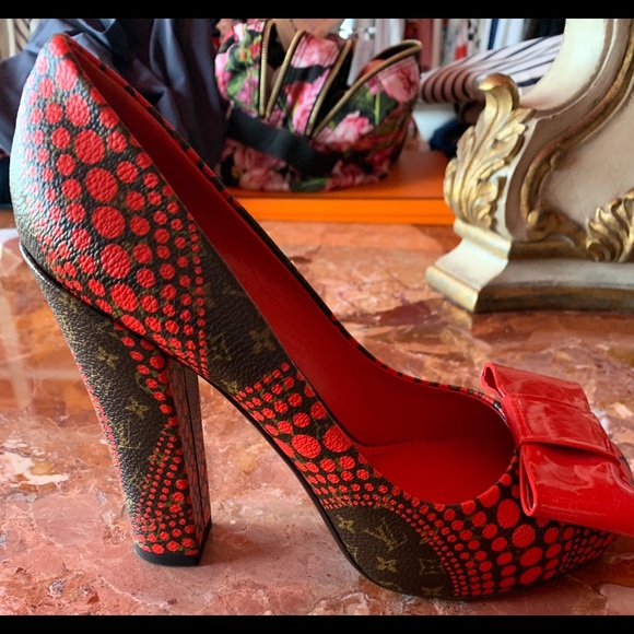 Louis Vuitton Heels - Picture 6 of 8